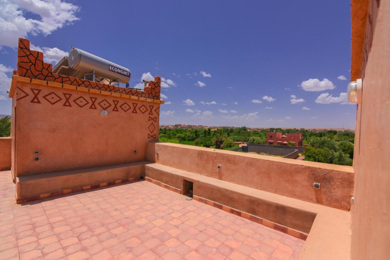 Kasbah Roseville Ait Ouahi Exterior photo
