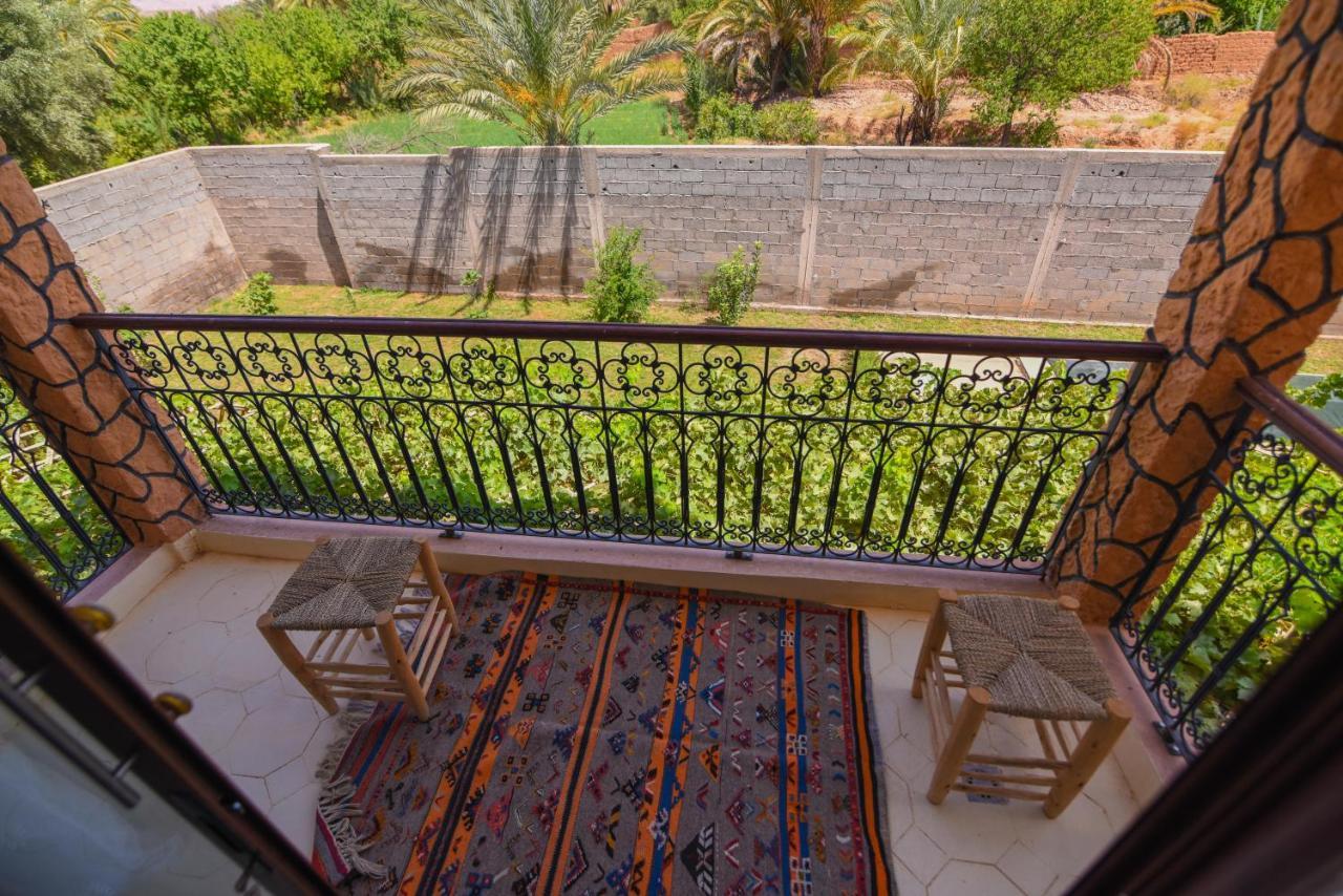 Kasbah Roseville Ait Ouahi Exterior photo